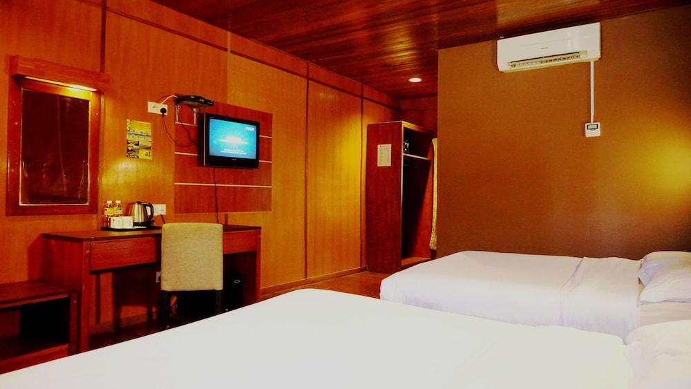 Langgura Baron Resort Pantai Cenang  Exterior foto